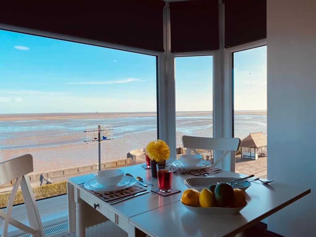 Tyme Suites On Kingsway Cleethorpes Luaran gambar